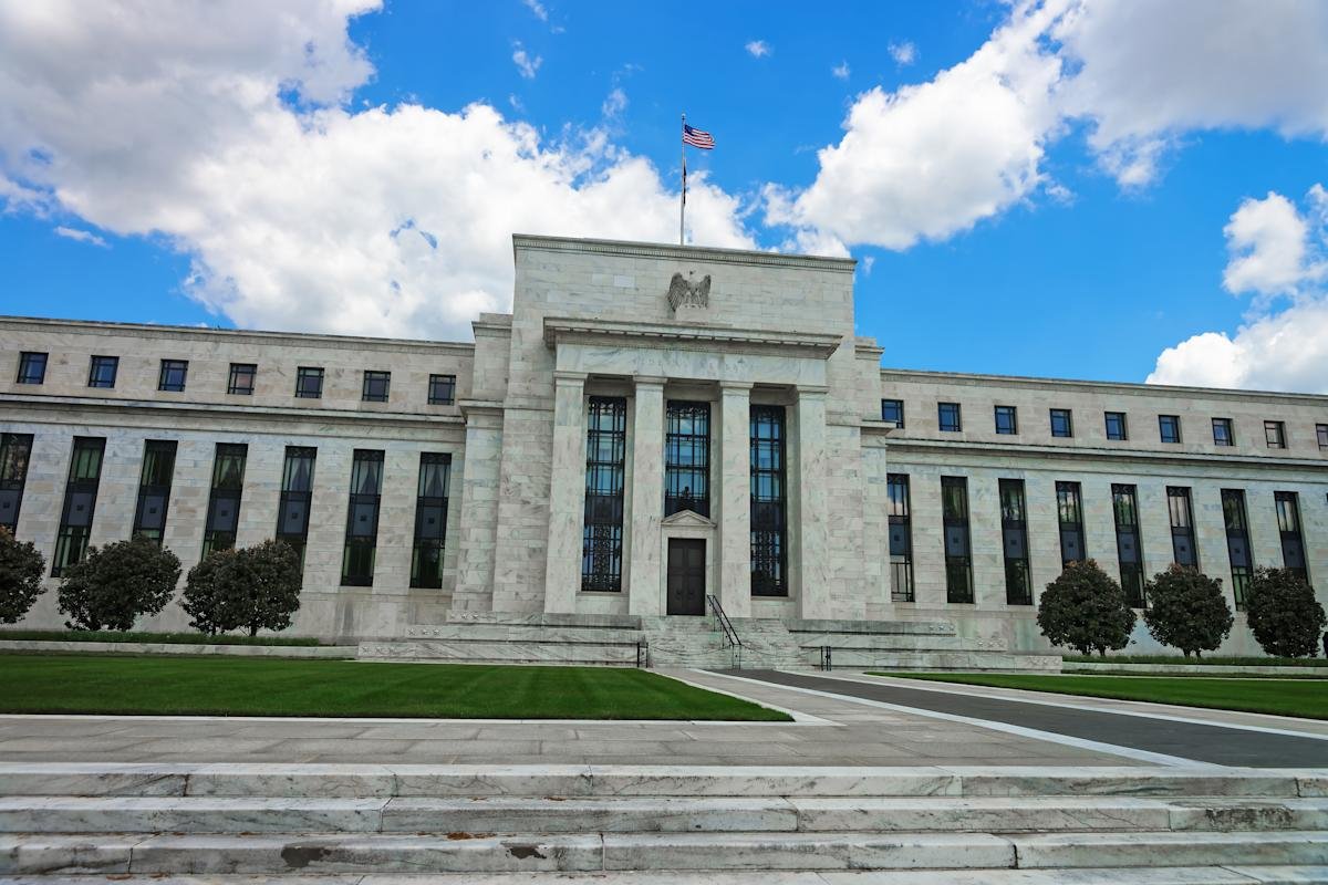 stock-market-today:-s&p-500,-nasdaq-notch-fourth-day-of-gains-with-next-week’s-fed-meeting-in-focus