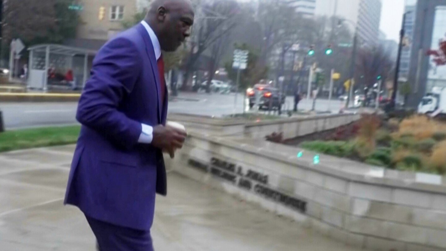 michael-jordan-and-joe-gibbs’-daughter-in-law-to-testify-in-nascar-antitrust-case
