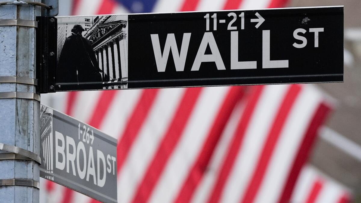 the-stock-market-is-nearing-records-again.-time-for-a-gut-check