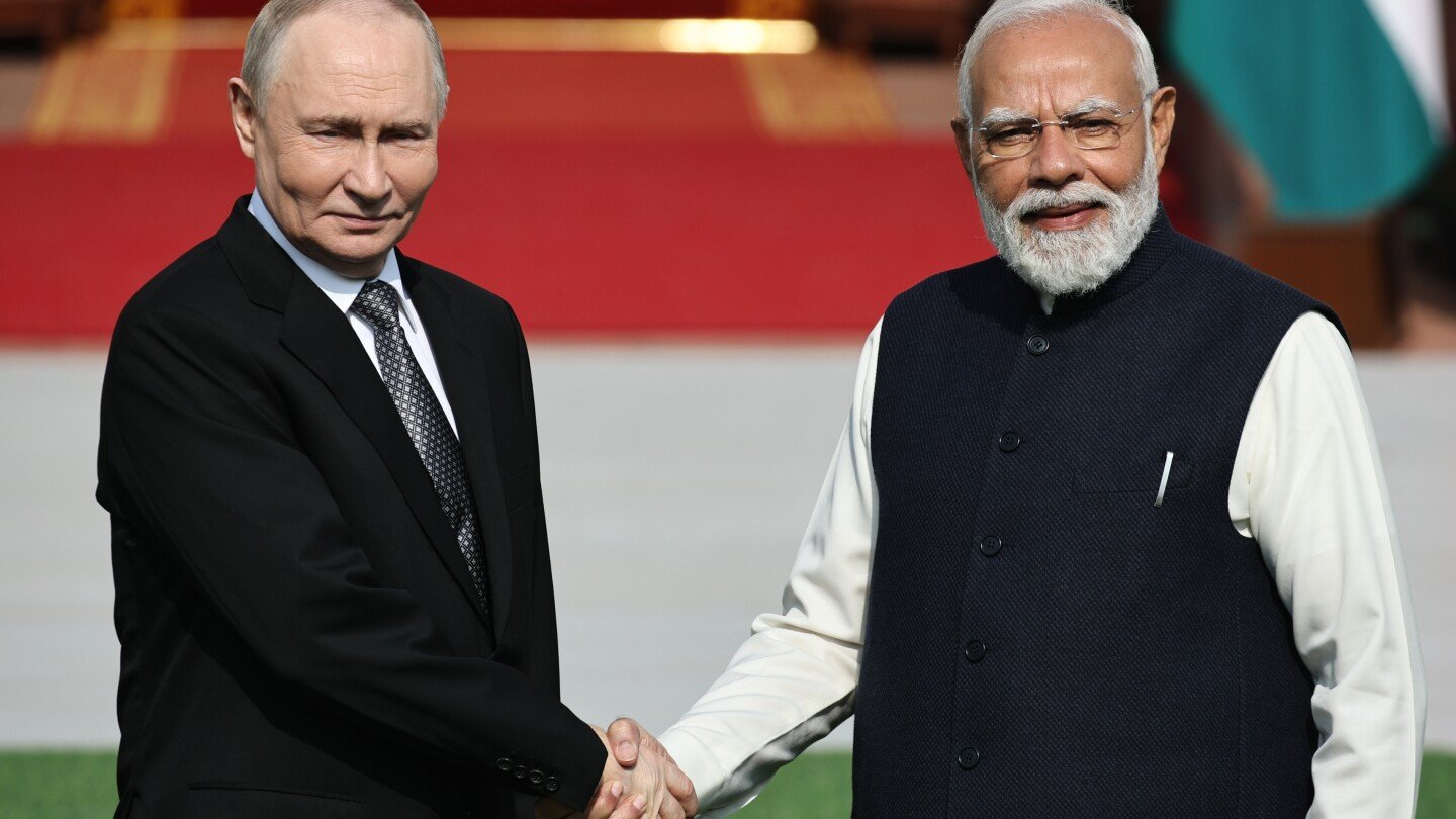 putin-and-modi-to-discuss-russia-india-trade-and-defense-ties-amid-us-pressure