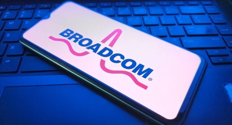 broadcom stock-(avgo)-rallies-on-bullish-coverage-from-top-analysts