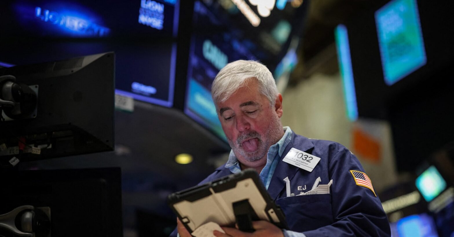 us.-stock-futures-inch-up-as-investors-await-fed-rate‑cut-decision