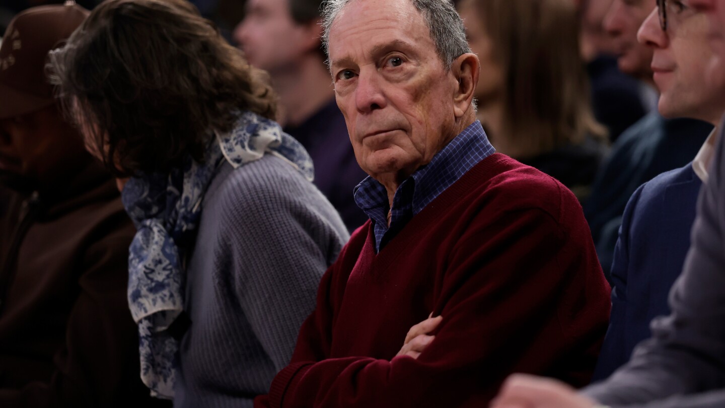 bloomberg-expands-his-support-of-mayors-globally-to-help-save-democracy.-and-improve-trash-pickup