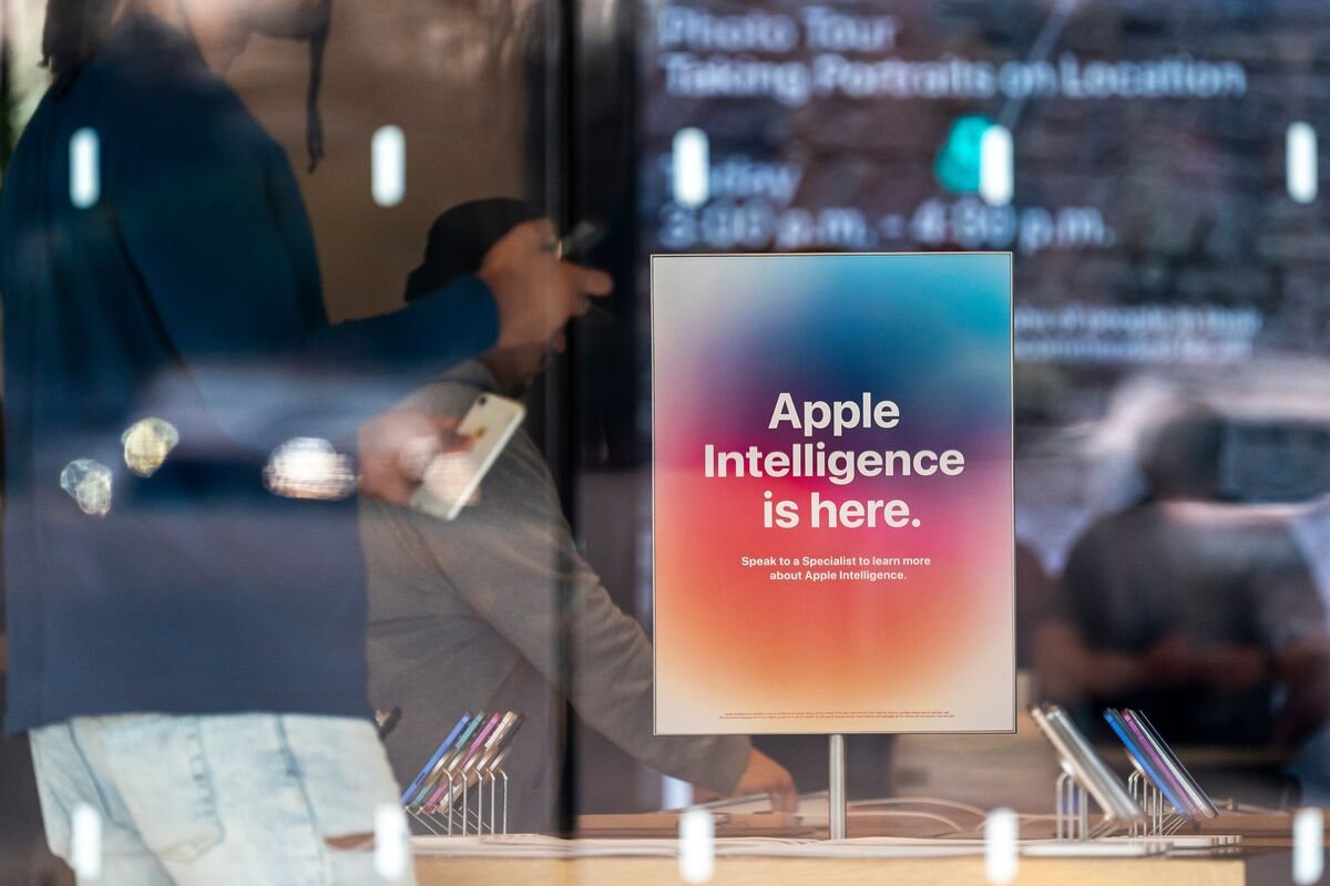 apple’s-slow-ai-pace-becomes-a-strength-as-market-grows-weary-of-spending