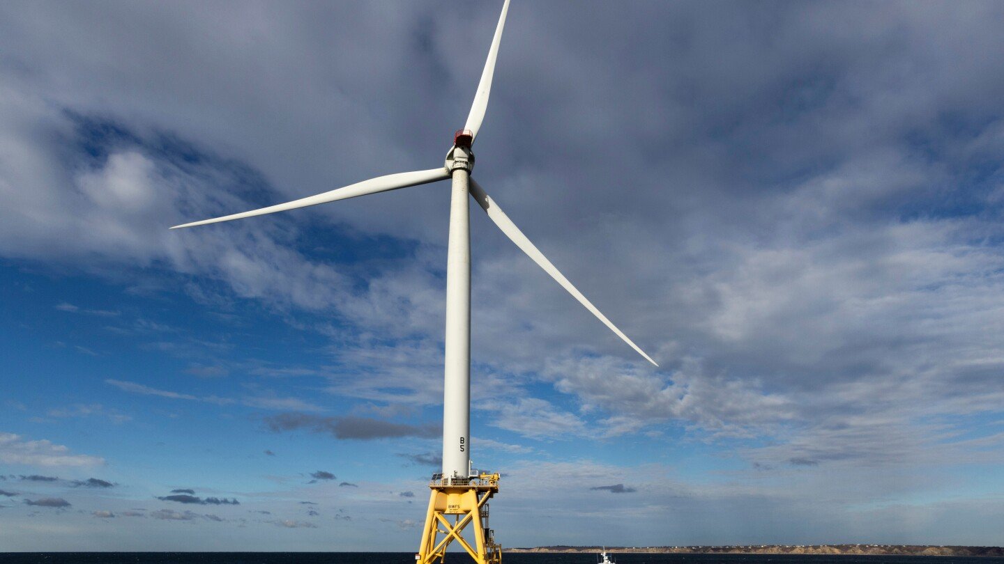 federal-judge-throws-out-trump-order-blocking-development-of-wind-energy