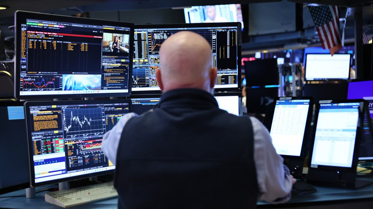 stock-market-today:-everything-fed-chair-jerome-powell-is-saying-after-the-central-bank’s-quarter-point-cut-[live]