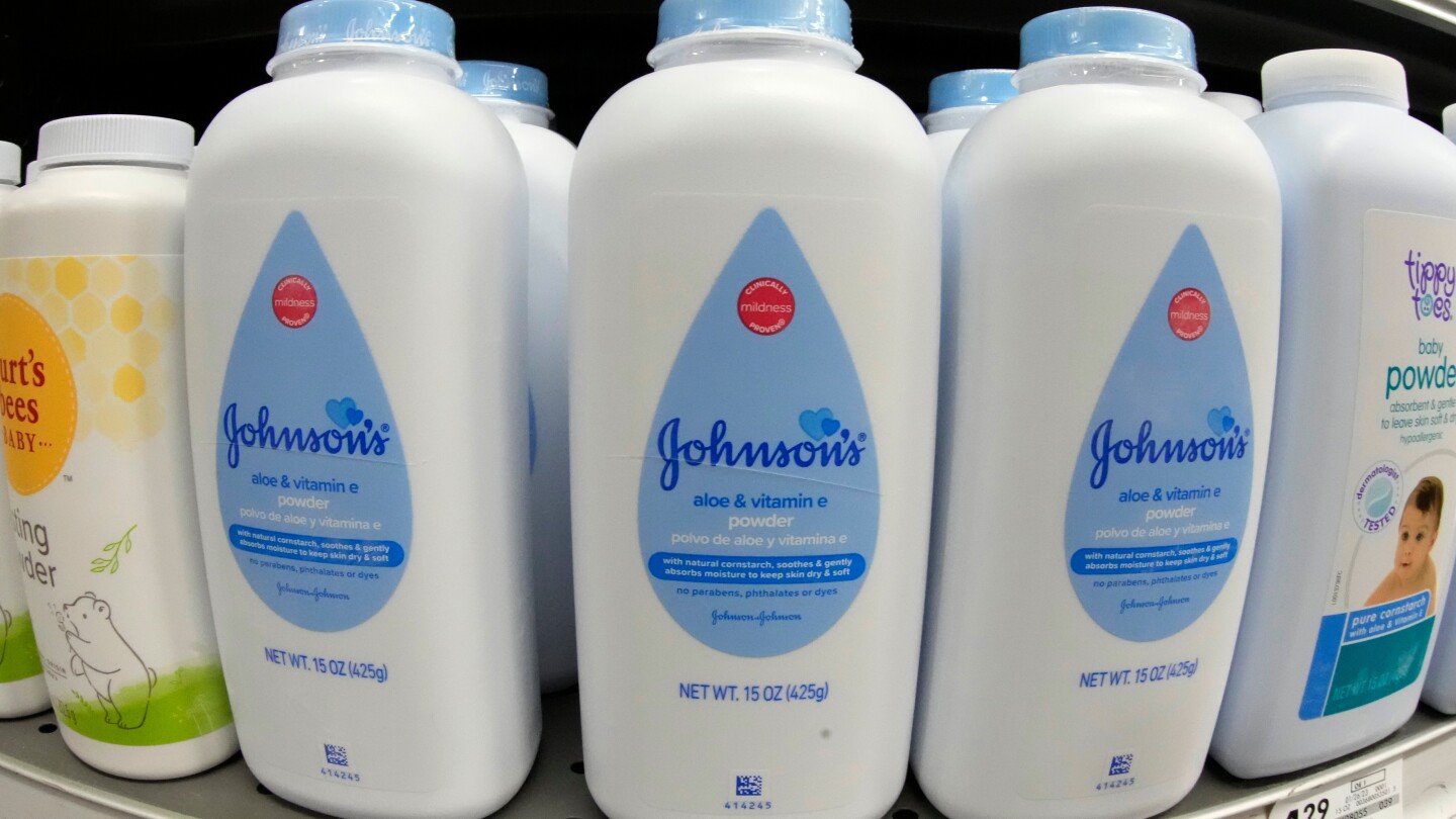 jury-says-johnson-&-johnson-owes-$40-million-to-2-cancer-patients-who-used-talcum-powders