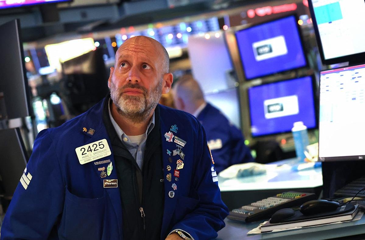 stock-market-today:-dow,-s&p-500,-nasdaq-rise-as-data-packed-last-full-week-of-trading-kicks-off