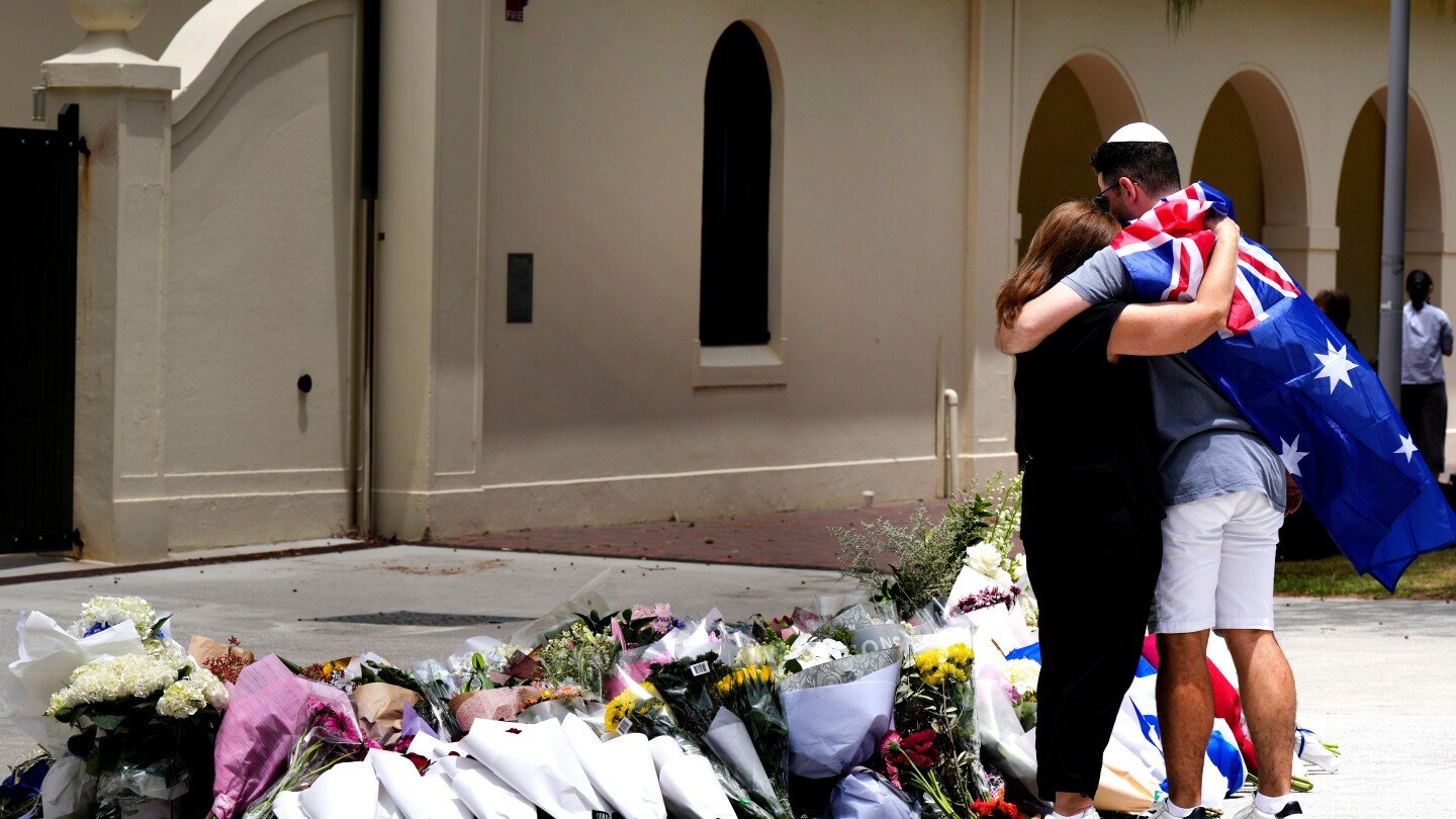 australian-prime-minister-albanese-proposes-tougher-national-gun-laws-after-mass-shooting-in-sydney