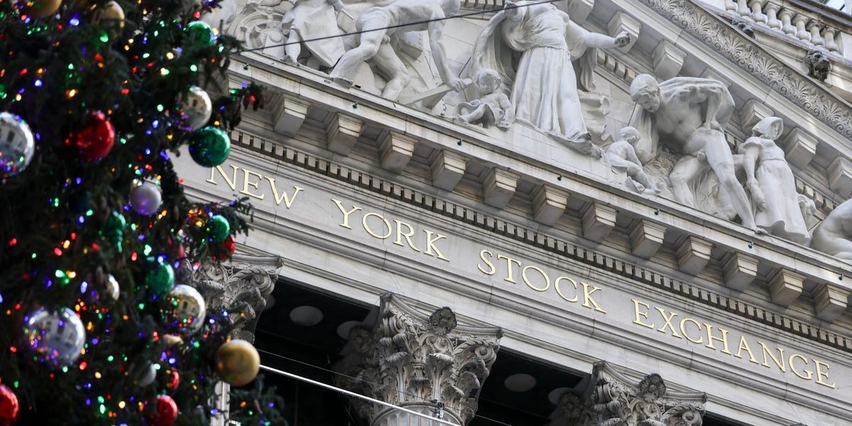 the-5-biggest-market-themes-investors-are-focused-on-right-now