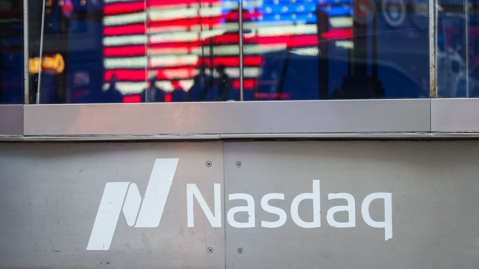 nasdaq-moves-to-make-trading-nearly-24-hours.-why-some-on-wall-street-say-that’s-a-bad-idea