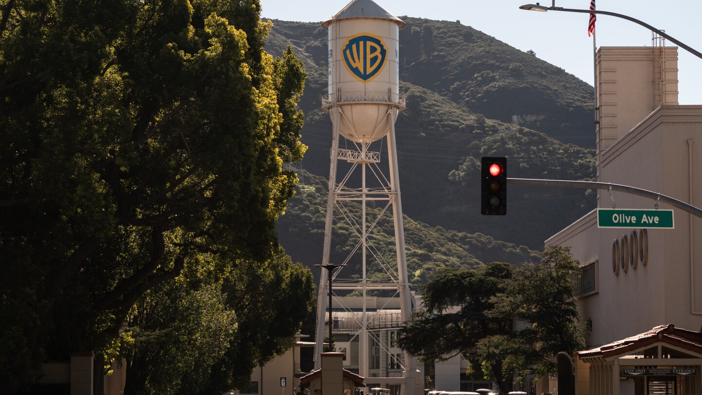warner-bros-asks-investors-to-reject-takeover-bid-from-paramount-skydance