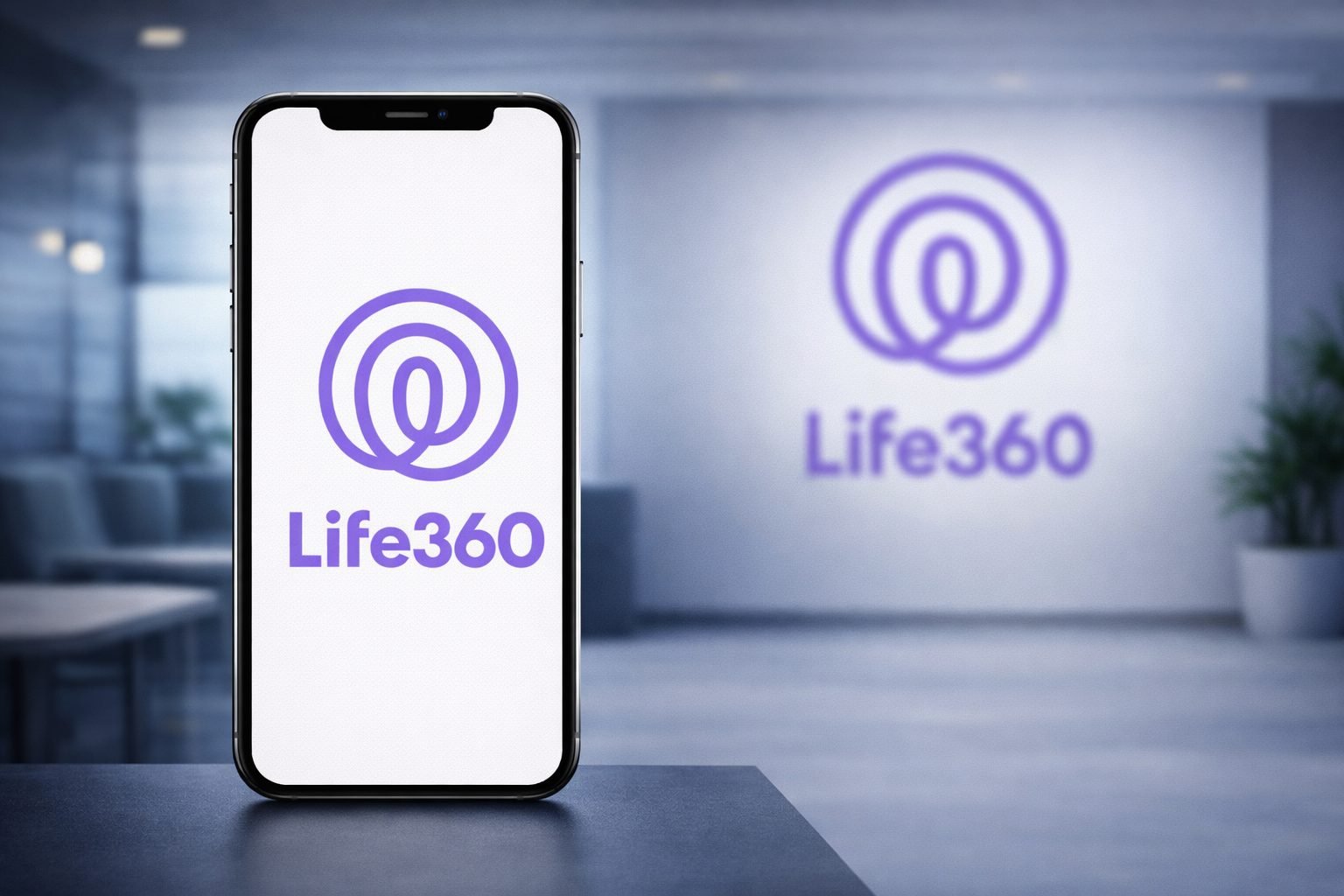 life360-stock-(nasdaq:-lif)-slides-on-dec.-17,-2025:-latest-news,-analyst-forecasts,-and-what-investors-are-watching-next