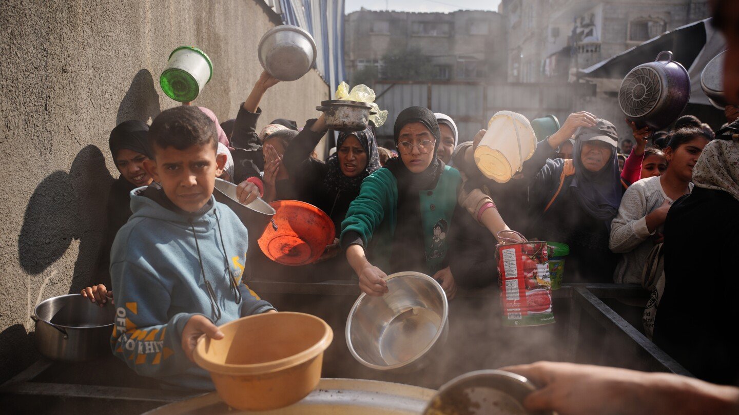 spread-of-gaza-famine-has-been-averted-yet-strip-still-faces-starvation,-experts-say