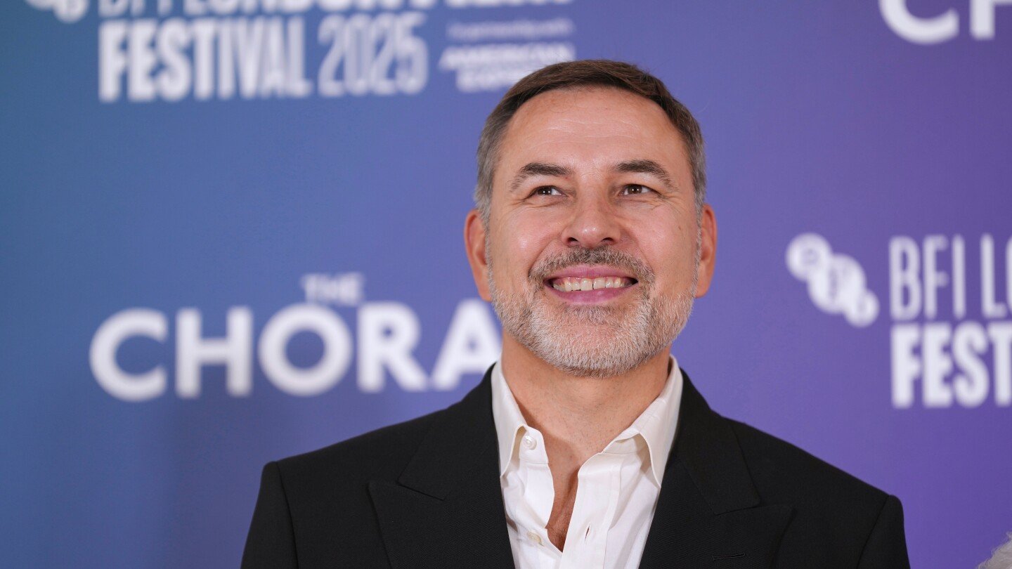 children’s-author-david-walliams-denies-inappropriate-behavior-after-publisher-drops-him
