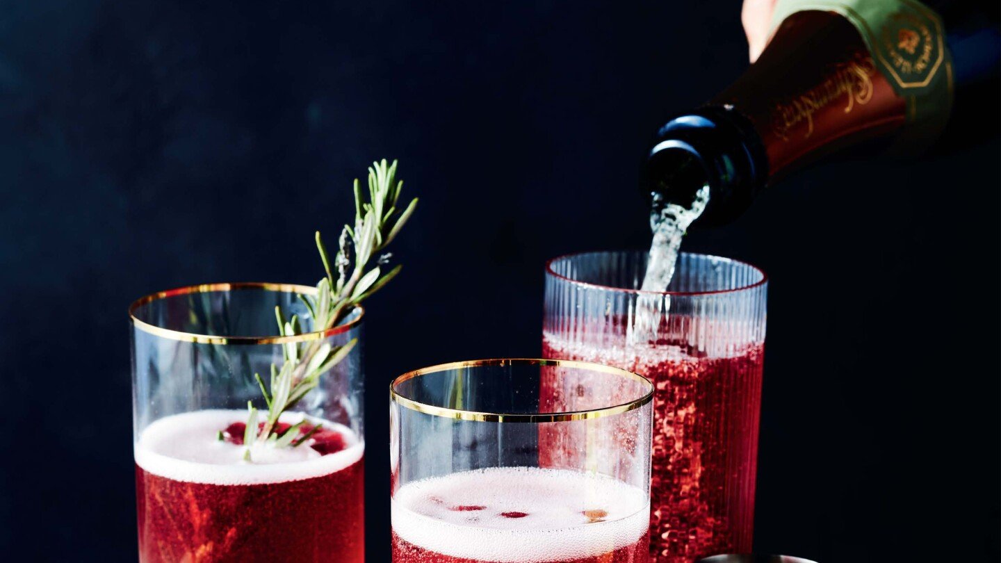 ayesha-curry-shares-her-recipe-for-a-‘so-this-is-christmas-cocktail’
