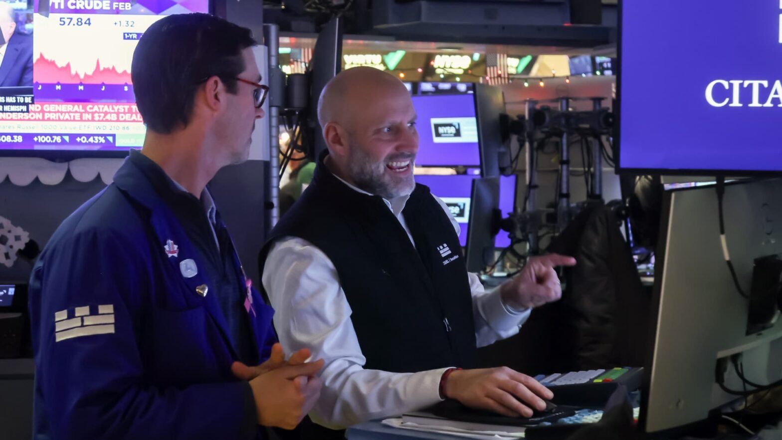 stock-futures-are-little-changed-after-s&p-500-notches-three-day-win-streak:-live-updates