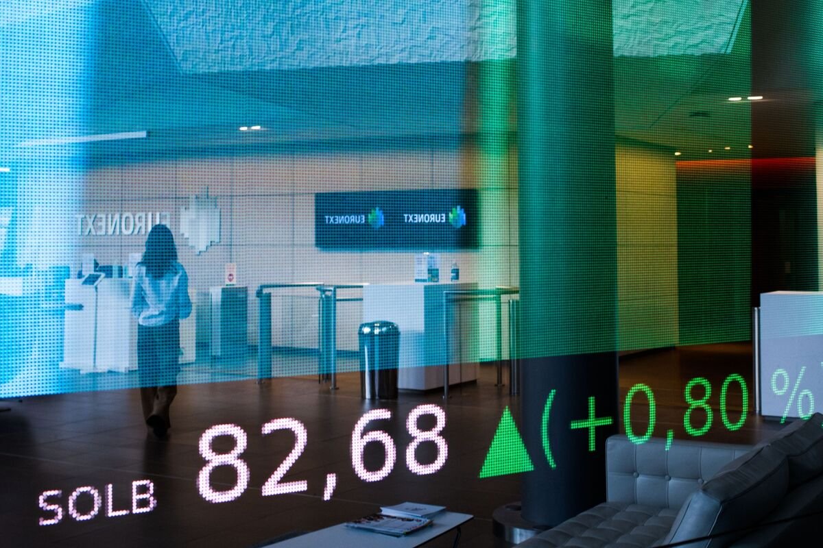 stocks-keep-rising,-yen-gains-ground-versus-dollar:-markets-wrap