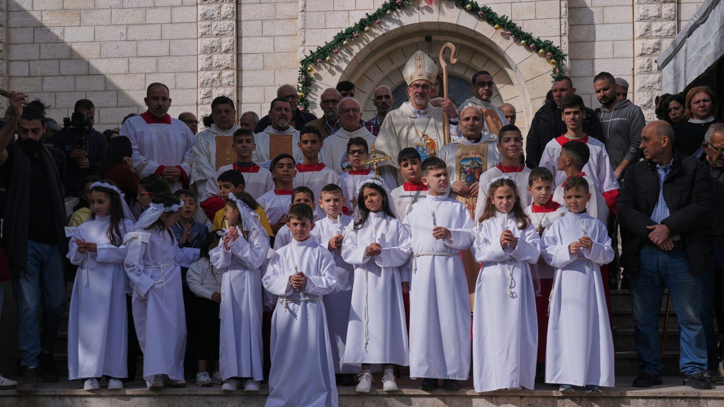gaza’s-tiny-christian-community-tries-to-capture-the-holiday-spirit-during-the-ceasefire