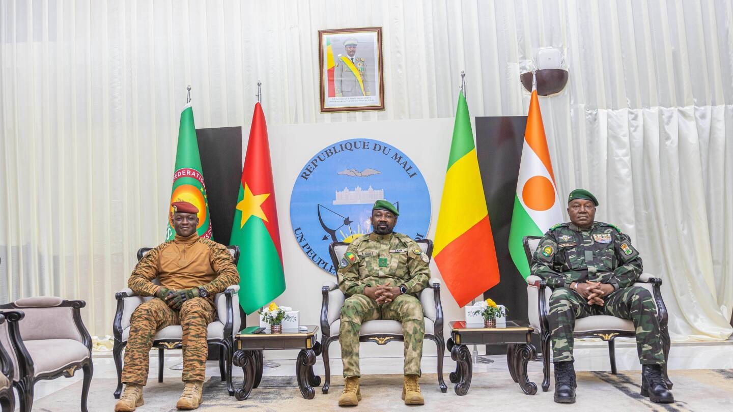 mali,-burkina-faso-and-niger-call-for-joint-‘large-scale-operations’-against-extremists