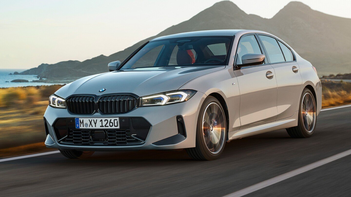 edmunds:-the-best-used-luxury-vehicles-to-be-had-for-under-$40,000