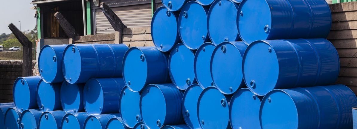 scientex-packaging-(ayer-keroh)-berhad’s-(klse:scipack)-has-had-a-decent-run-on-the-stock-market:-are-fundamentals-in-the-driver’s-seat?