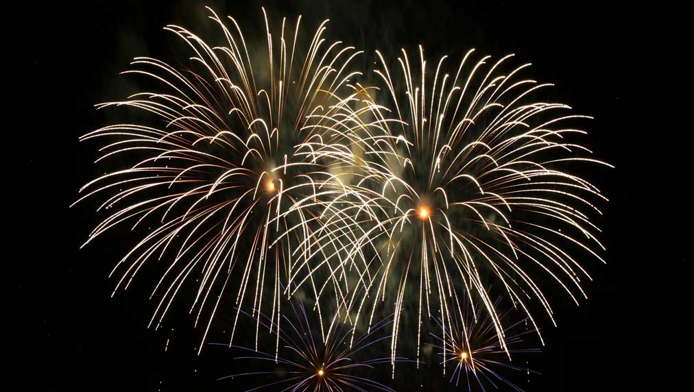 stock-market-firm,-dow-near-highs-ahead-of-the-new-year