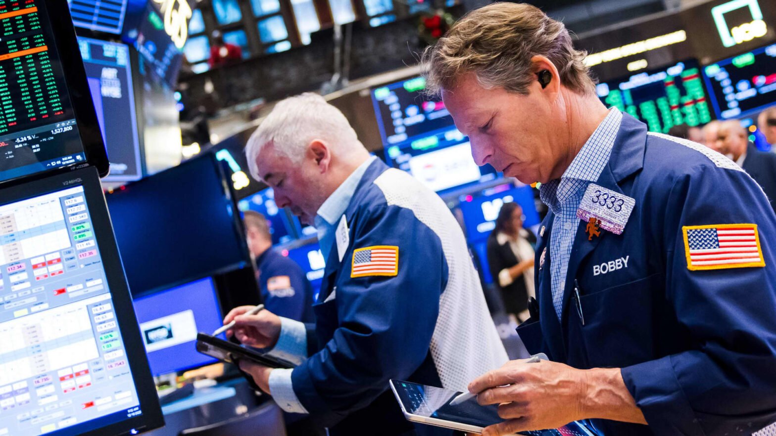 stock-futures-are-little-changed-after-s&p-500-hits-fresh-record:-live-updates