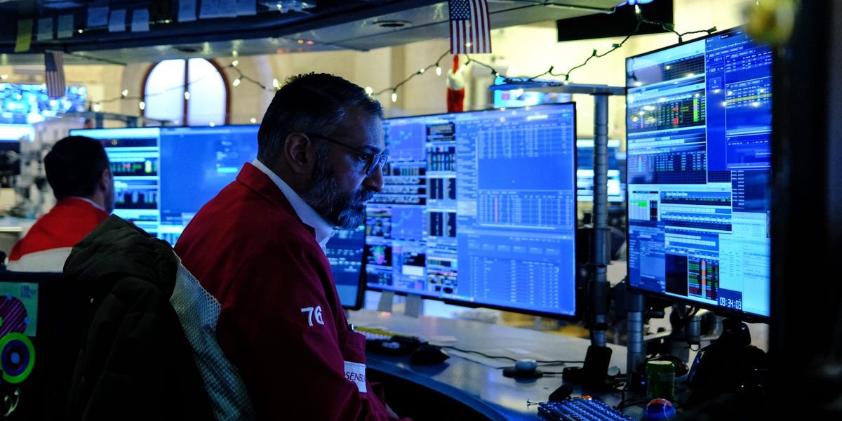 these-are-the-top-6-chipmaker-stocks-to-buy-in-2026,-according-to-bofa