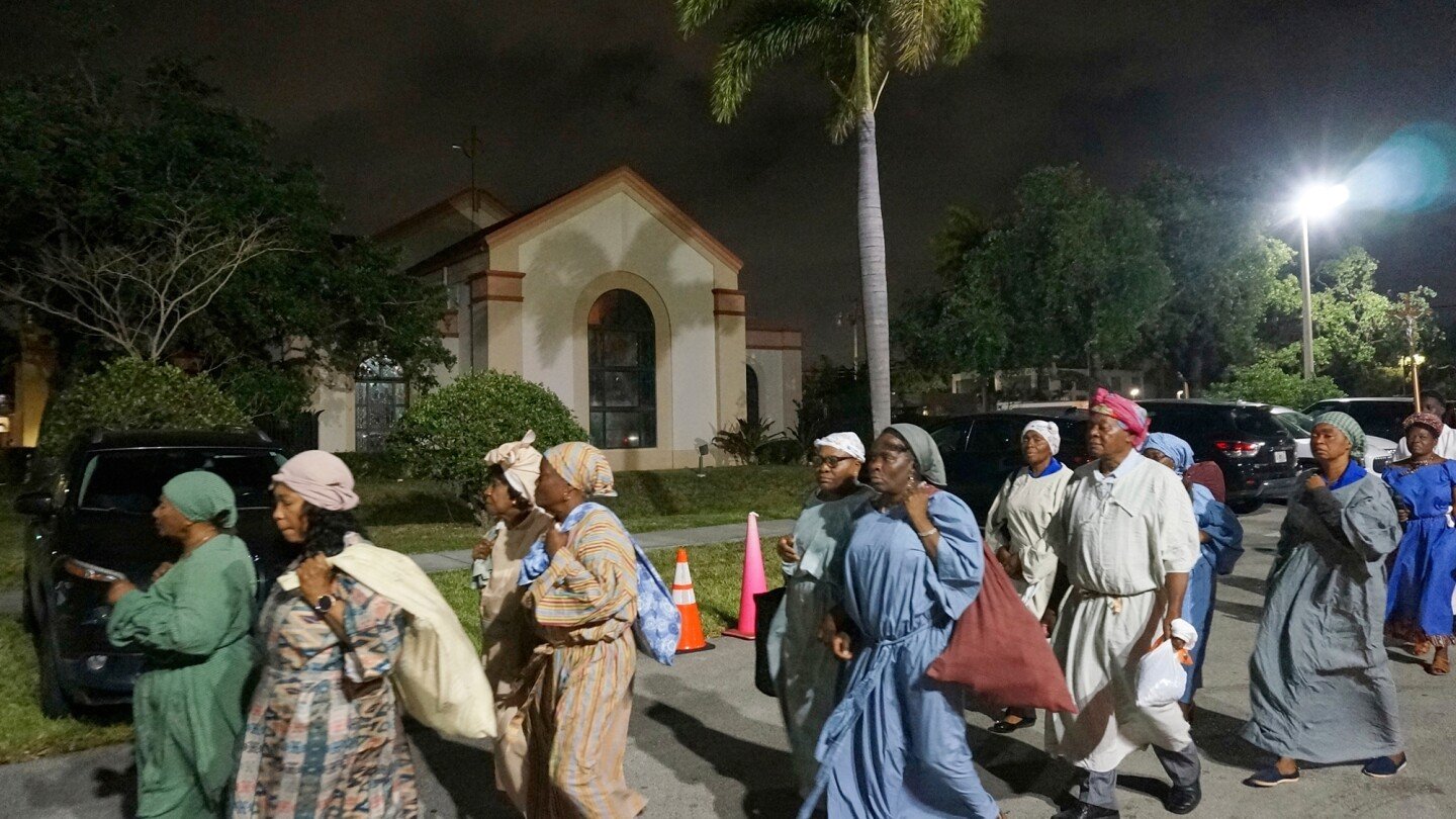 us-faith-leaders-supporting-targeted-immigrants-brace-for-a-tough-year-ahead