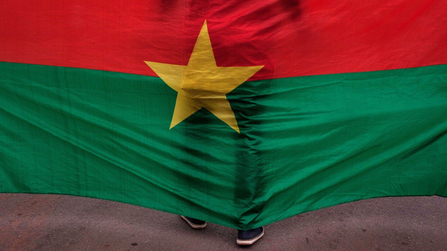 mali-and-burkina-faso-impose-retaliatory-travel-ban-on-us-nationals