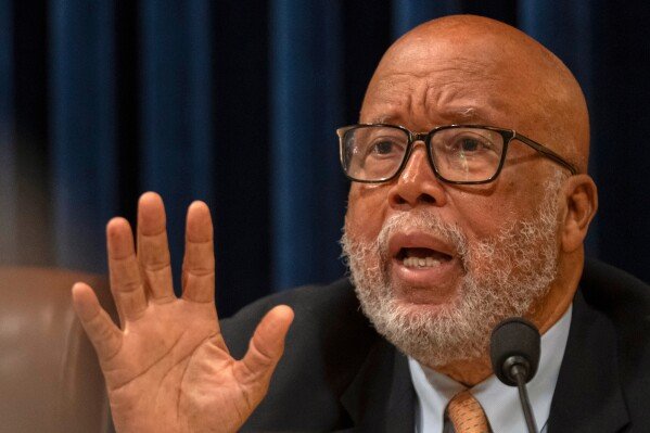 Ranking member Rep. Bennie Thompson, D-Miss., speaks during a hearing of the House Committee on Homeland Security on Capitol Hill in Washington, Thursday, Dec. 11, 2025. (AP Photo/Mark Schiefelbein)