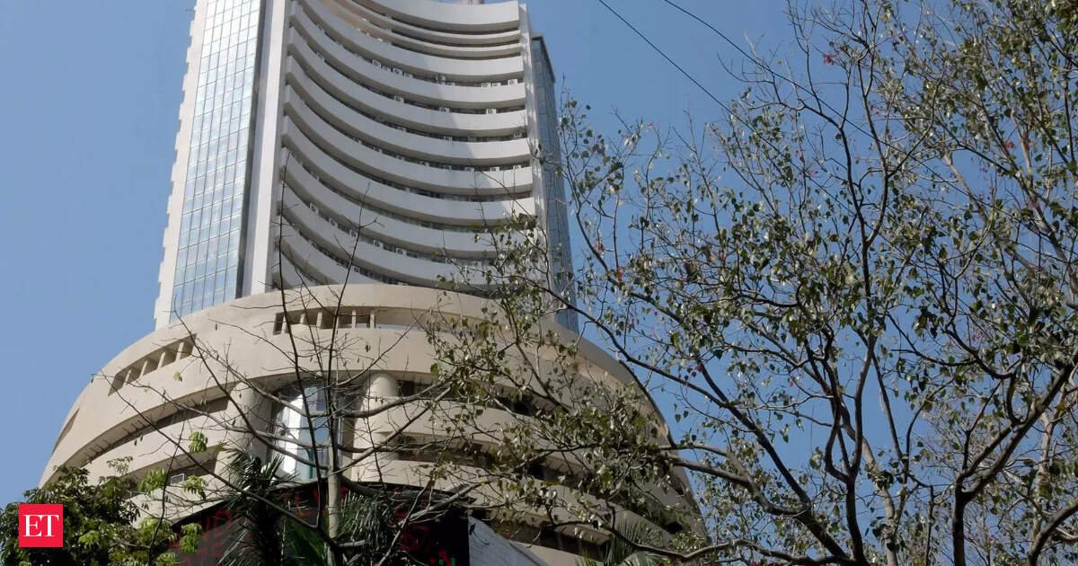 what-time-does-the-stock-market-close-today?-nyse-holidays-2025-and-market-hours-today-explained