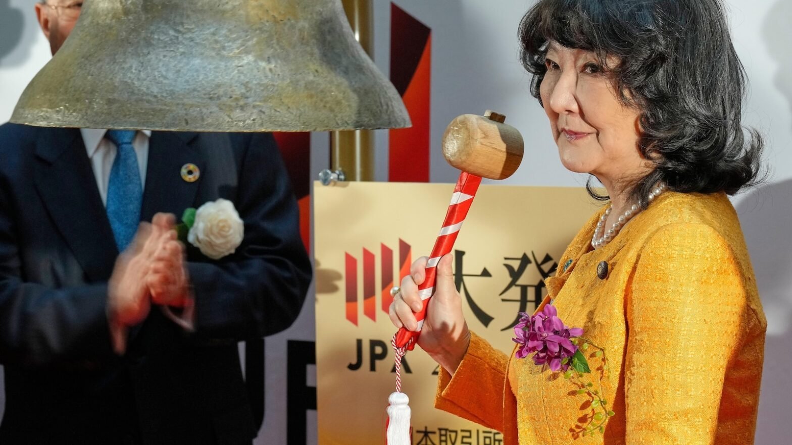 markets-show-mixed-reactions-after-us-capture-of-venezuelan-leader