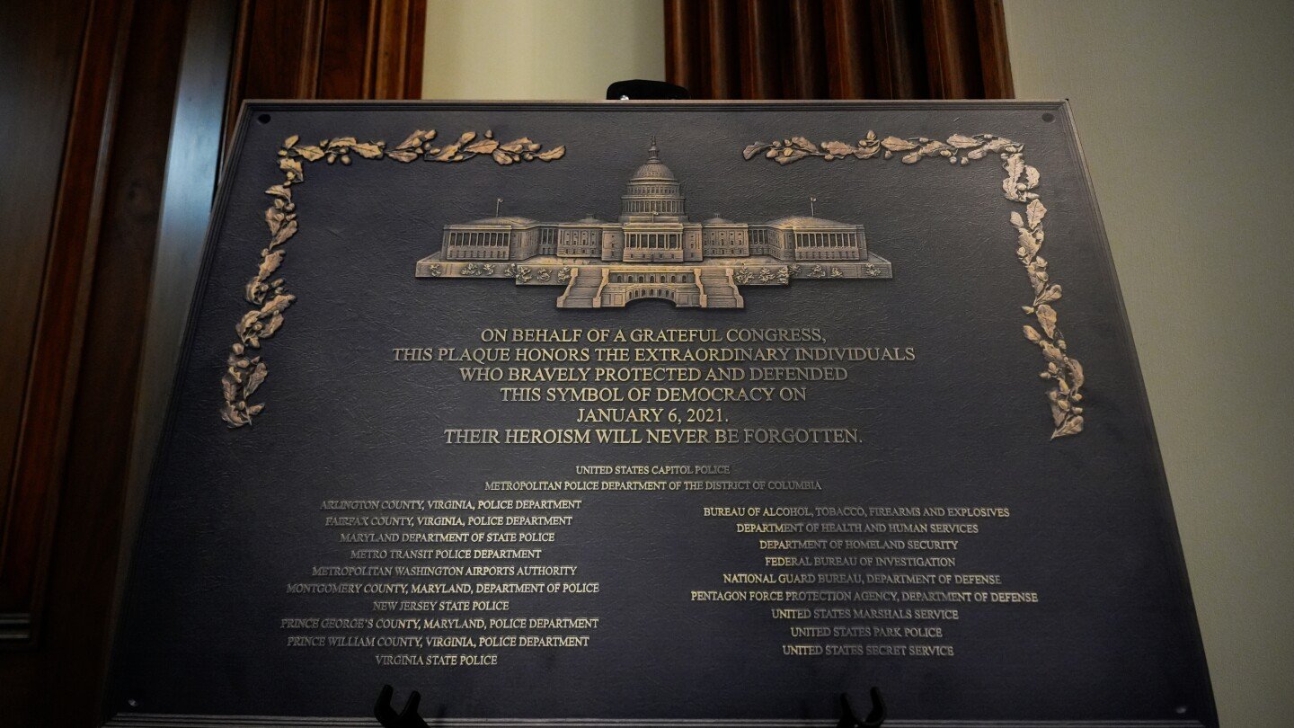 this-jan-6-plaque-was-made-to-honor-law-enforcement.-it’s-nowhere-to-be-found-at-the-capitol