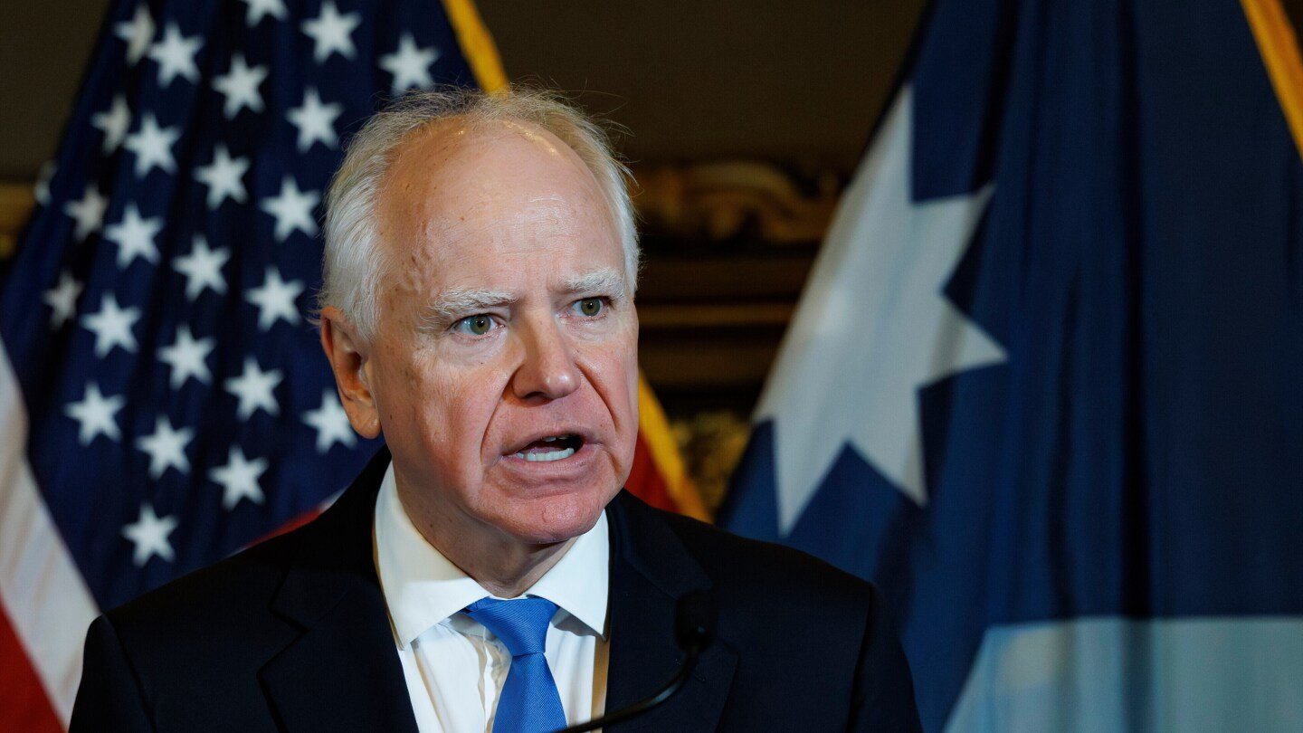 tim-walz,-democrats’-2024-vp-candidate,-won’t-run-for-a-third-term-as-minnesota-governor