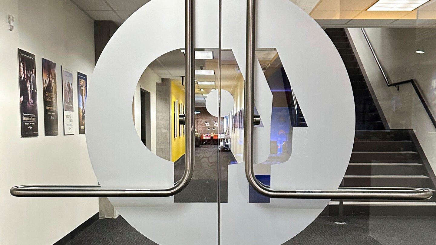 corporation-for-public-broadcasting-votes-itself-out-of-existence