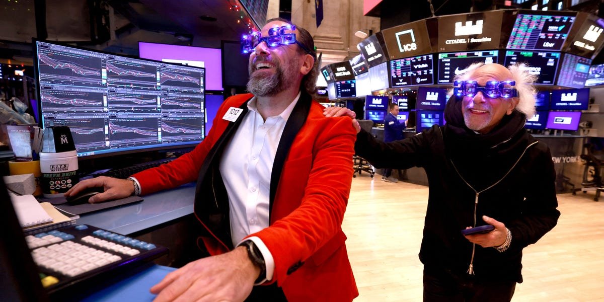 stock-market-prediction:-goldman-sees-s&p-500-gaining-12%,-ai-capex-surging