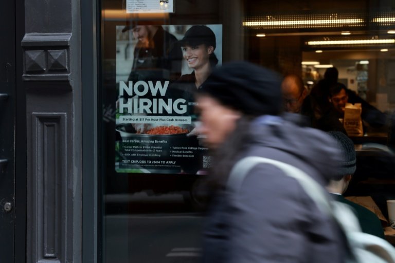 asian-markets-mixed-as-traders-eye-us-jobs-data