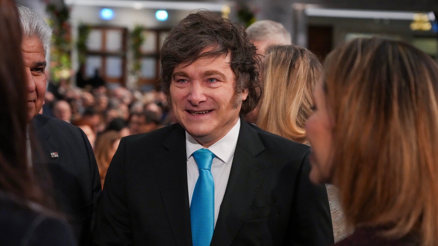 argentina-reembolsa-a-eeuu-tras-acuerdo-financiero-por-20.000-de-dolares