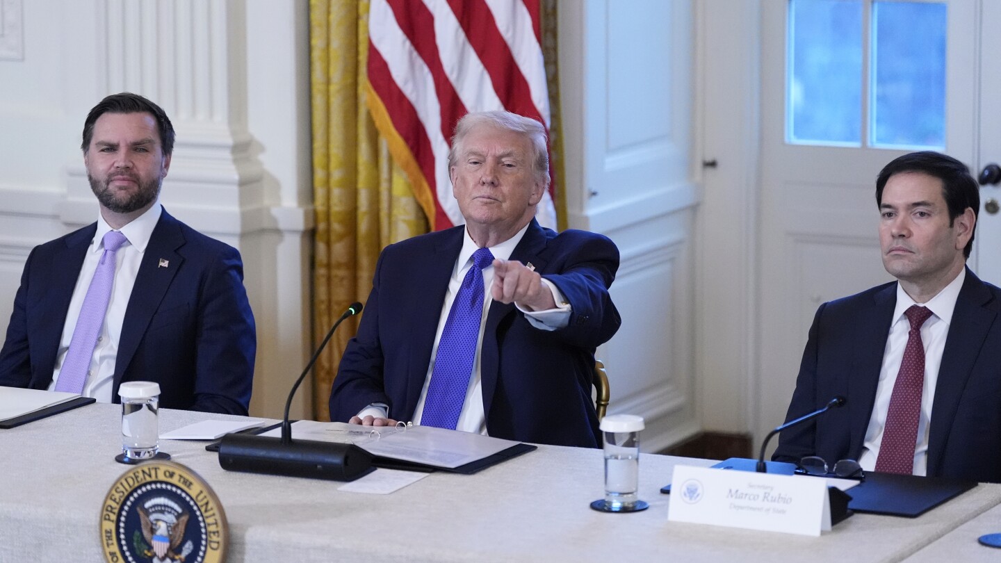 trump-signs-executive-order-meant-to-protect-the-money-from-venezuelan-oil