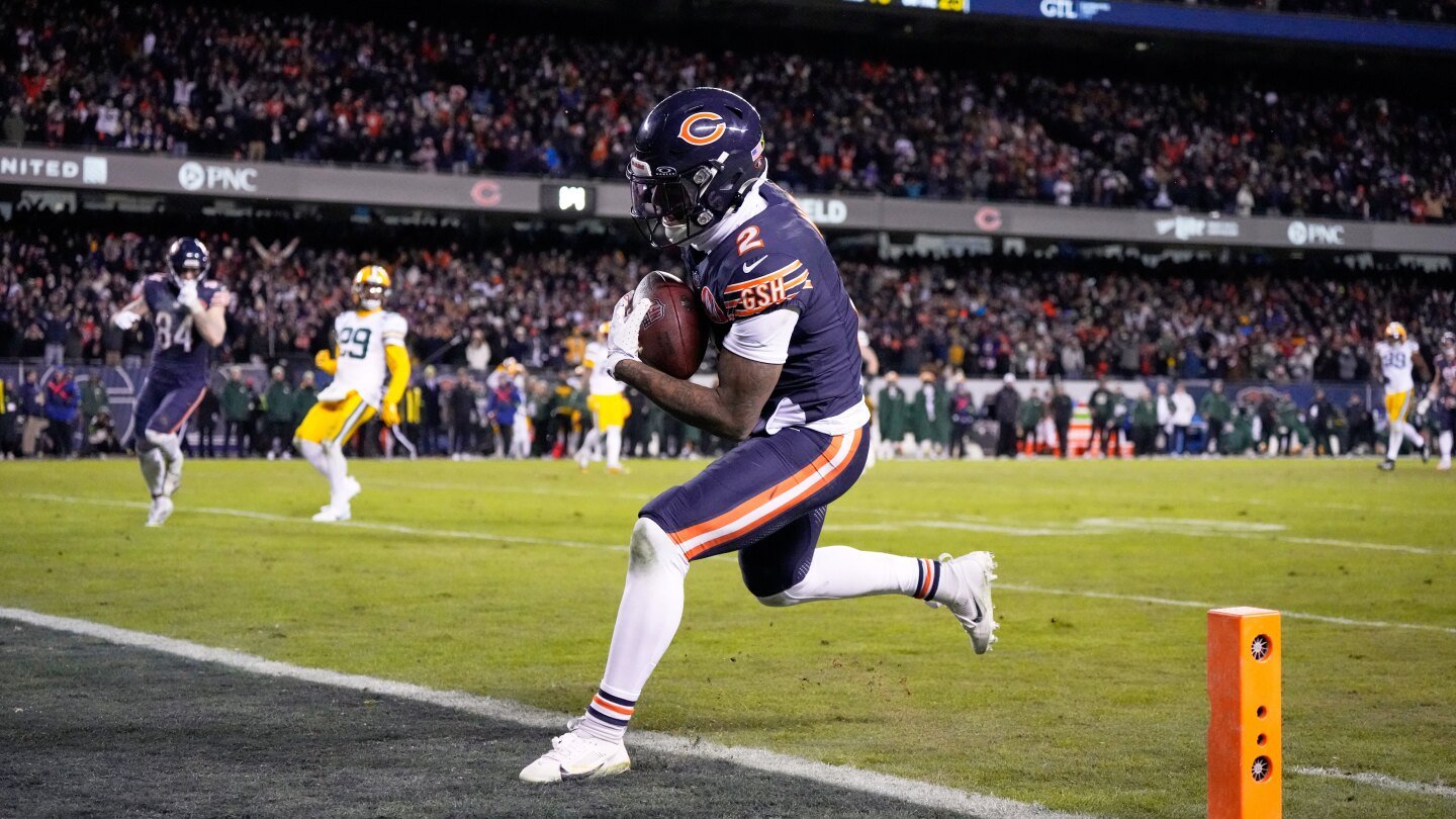 caleb-williams-rallies-bears-from-18-points-down-for-31-27-playoff-win-over-rival-packers
