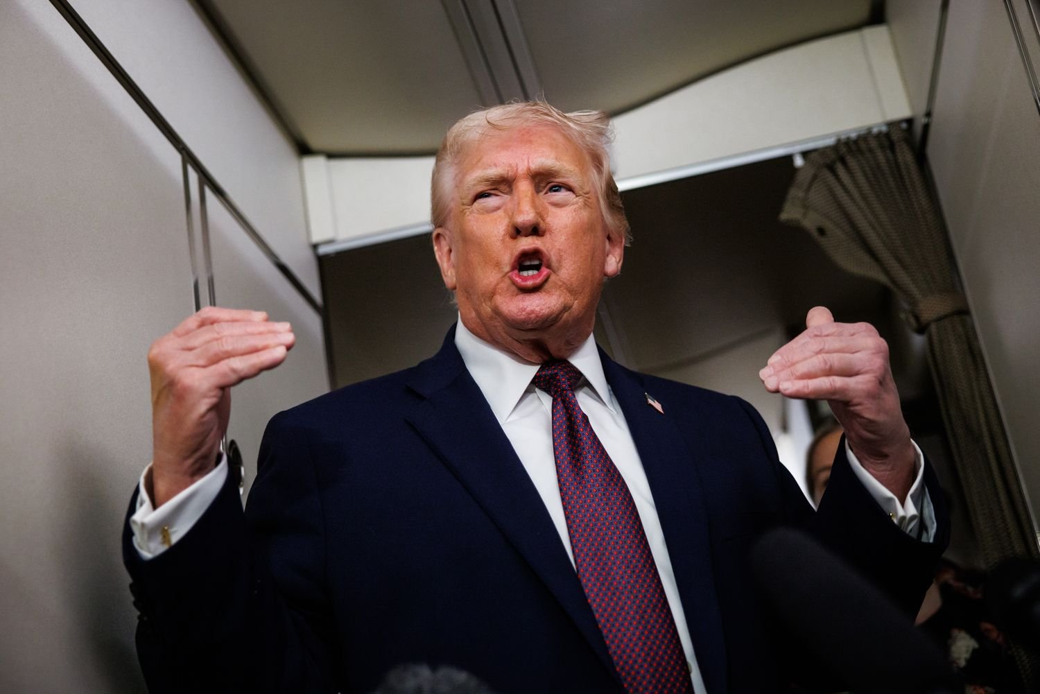 big-bank-stocks-are-tumbling-after-trump-said-this