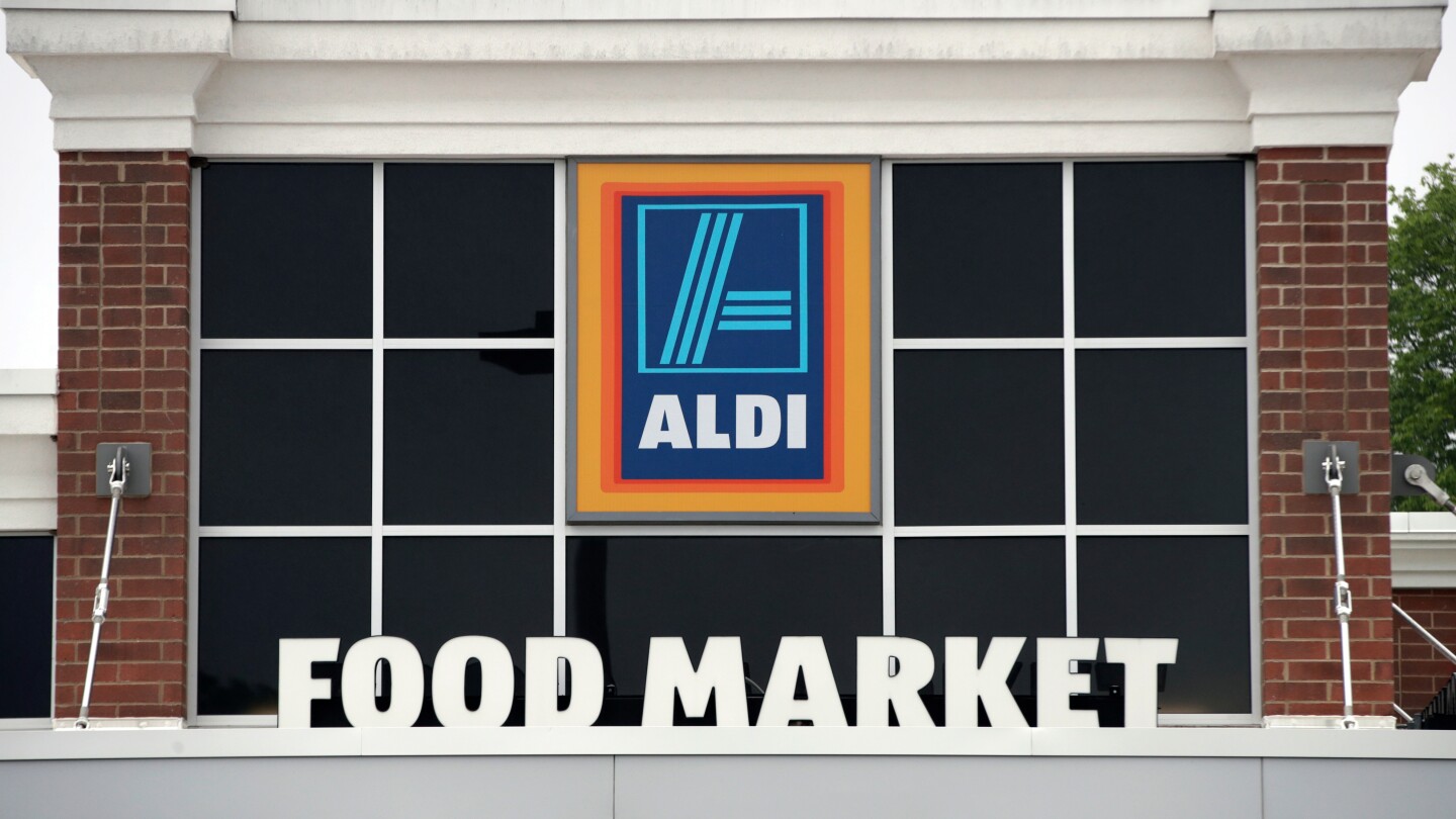 bargain-grocer-aldi-seizes-the-moment-and-expands-with-consumers-hurting