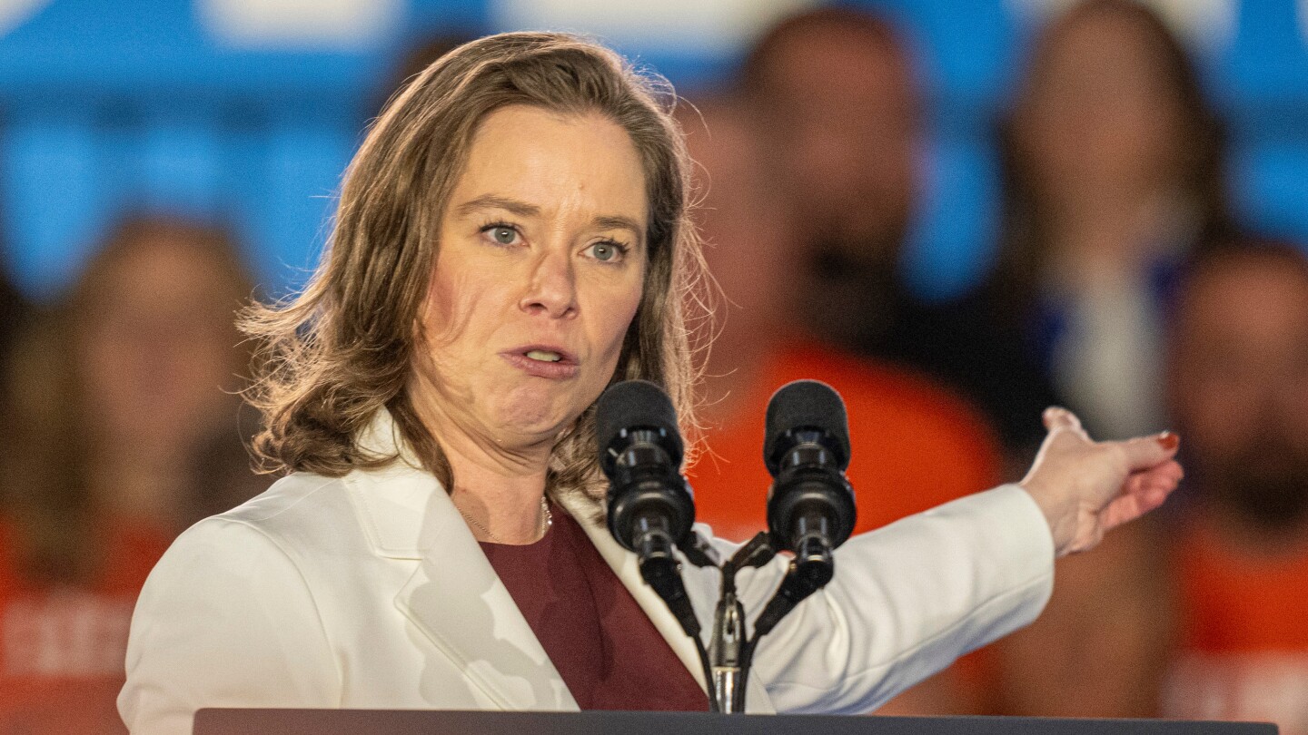 wisconsin-gov.-evers-casts-doubt-on-his-lieutenant-governor’s-ice-proposal