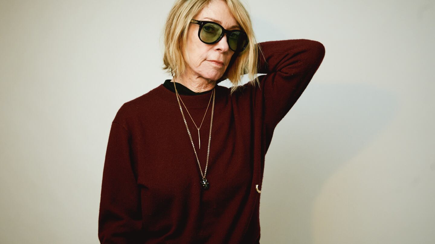 kim-gordon-returns-with-defiant-new-solo-album,-‘play-me’:-‘it-does-feel-like-an-evolution’