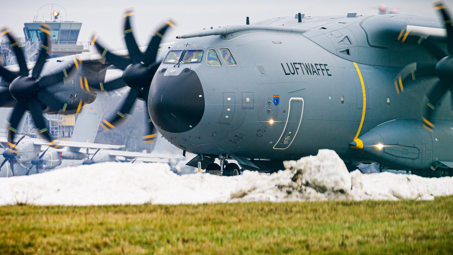 european-troops-arrive-in-greenland-as-talks-with-us-highlight-‘disagreement’-over-island’s-future