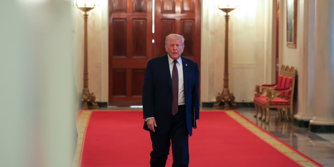 stock-markets-can-learn-from-trump’s-iran-pause-why-it’s-key-for-investors.