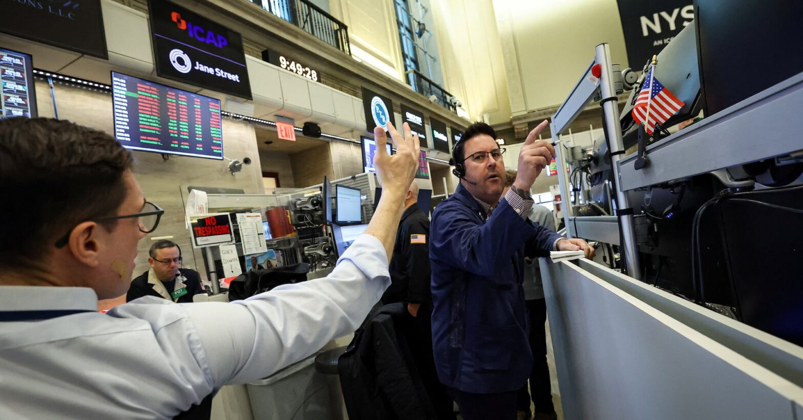 options-expiration-could-clear-path-for-us-stock-market-volatility-rise