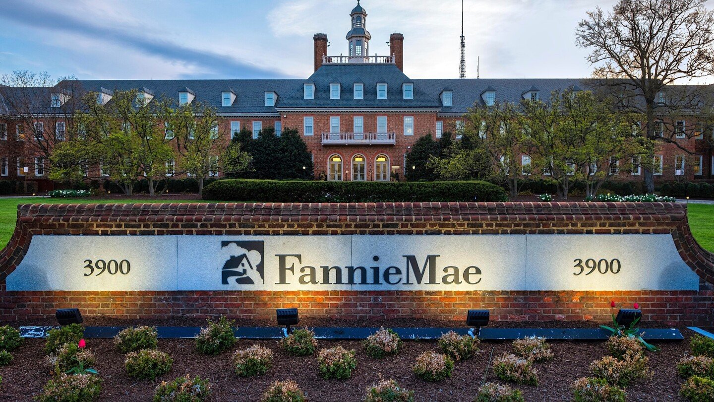 trump’s-voice-in-a-new-fannie-mae-ad-is-generated-by-artificial-intelligence,-with-his-permission